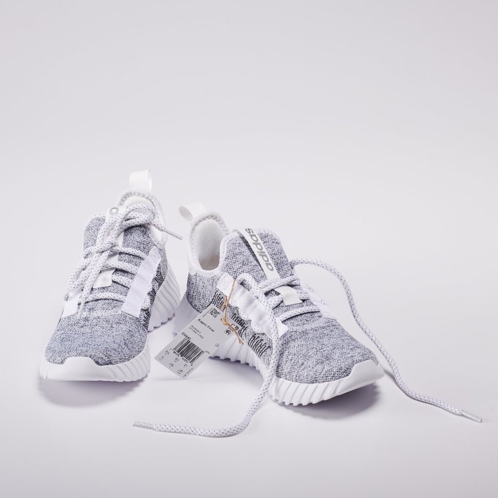 NWT Gray White Adidas Kaptir Flow Size 8 Woman's Tennis Shoes